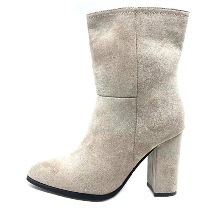 Queen Accessories - Γυναικείο Μποτάκι suede B2214 Μπεζ